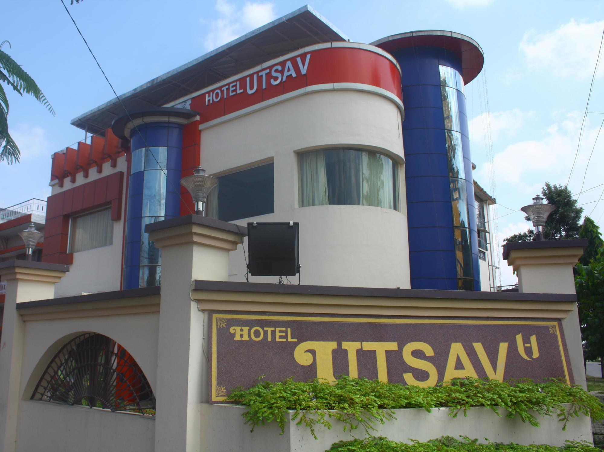 Hotel Utsav Dehradún Kültér fotó